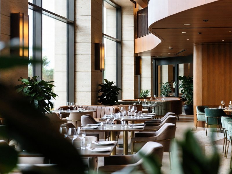 Le Petit Wine Bar